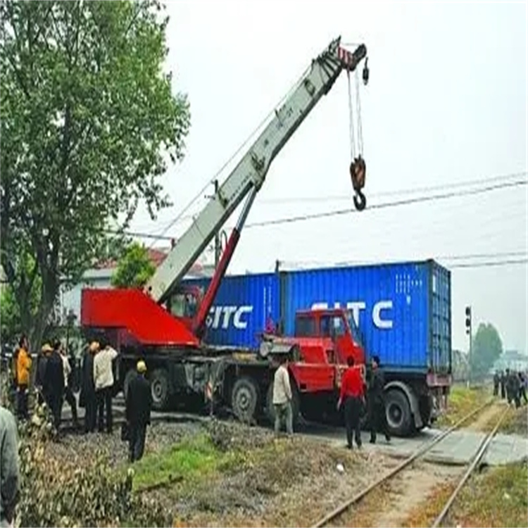 泰州海陵如何快速找到附近的吊车救援公司