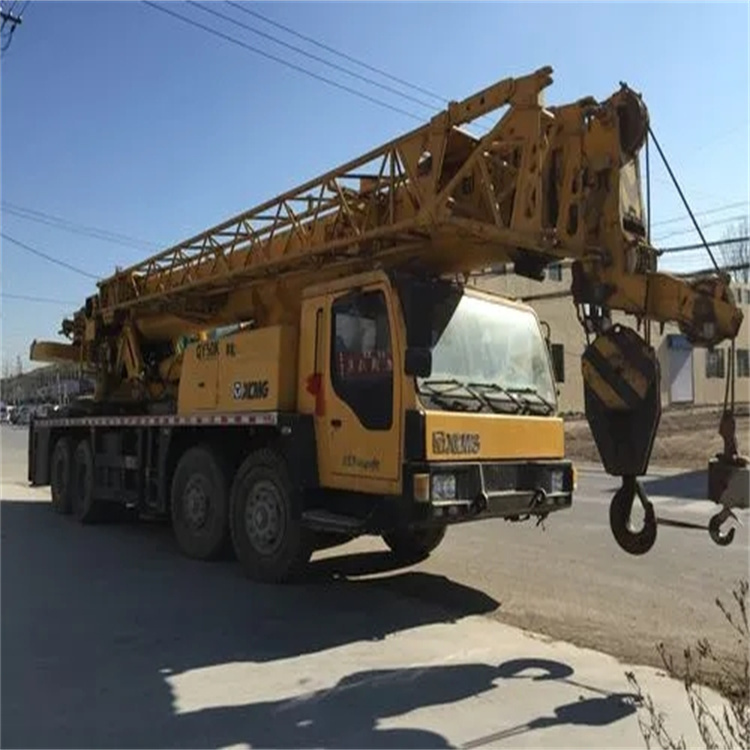 泰州海陵哪里有专业吊车出租